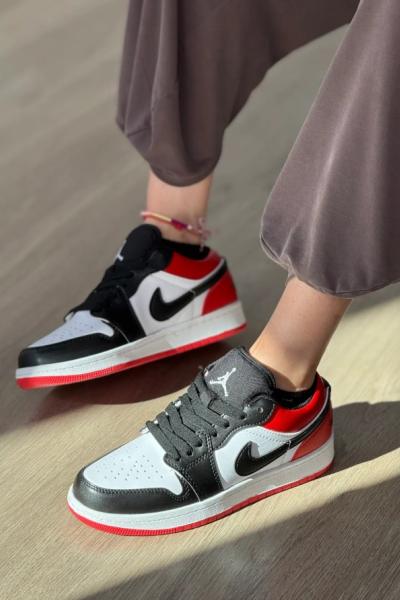 Jordan 1 - Siyah Kırmızı