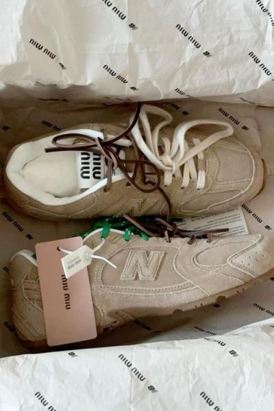 NEW BALANCE MİU MİU BEJ