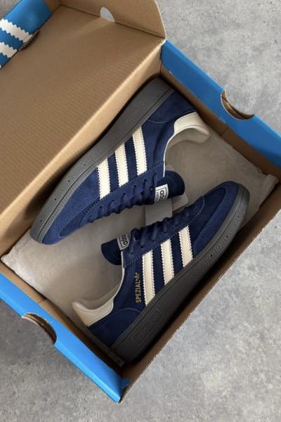 Spezial Lacivert Bej