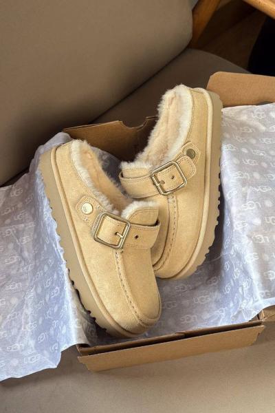 UGG Goldenstar Bej